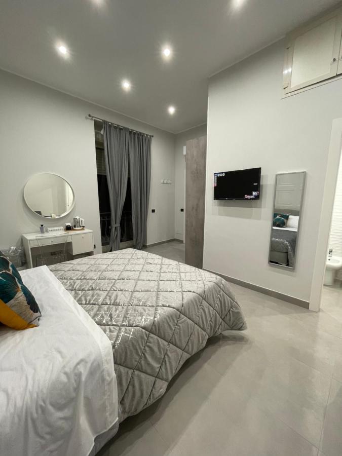 Casa Vacanza Carme Napoli Esterno foto